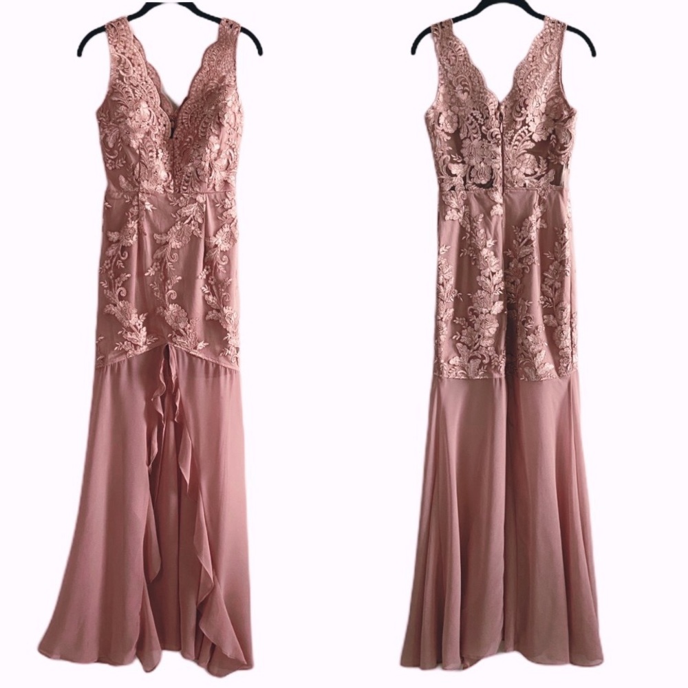 Fashion Nova Rose Lace Dress Women’s Size S